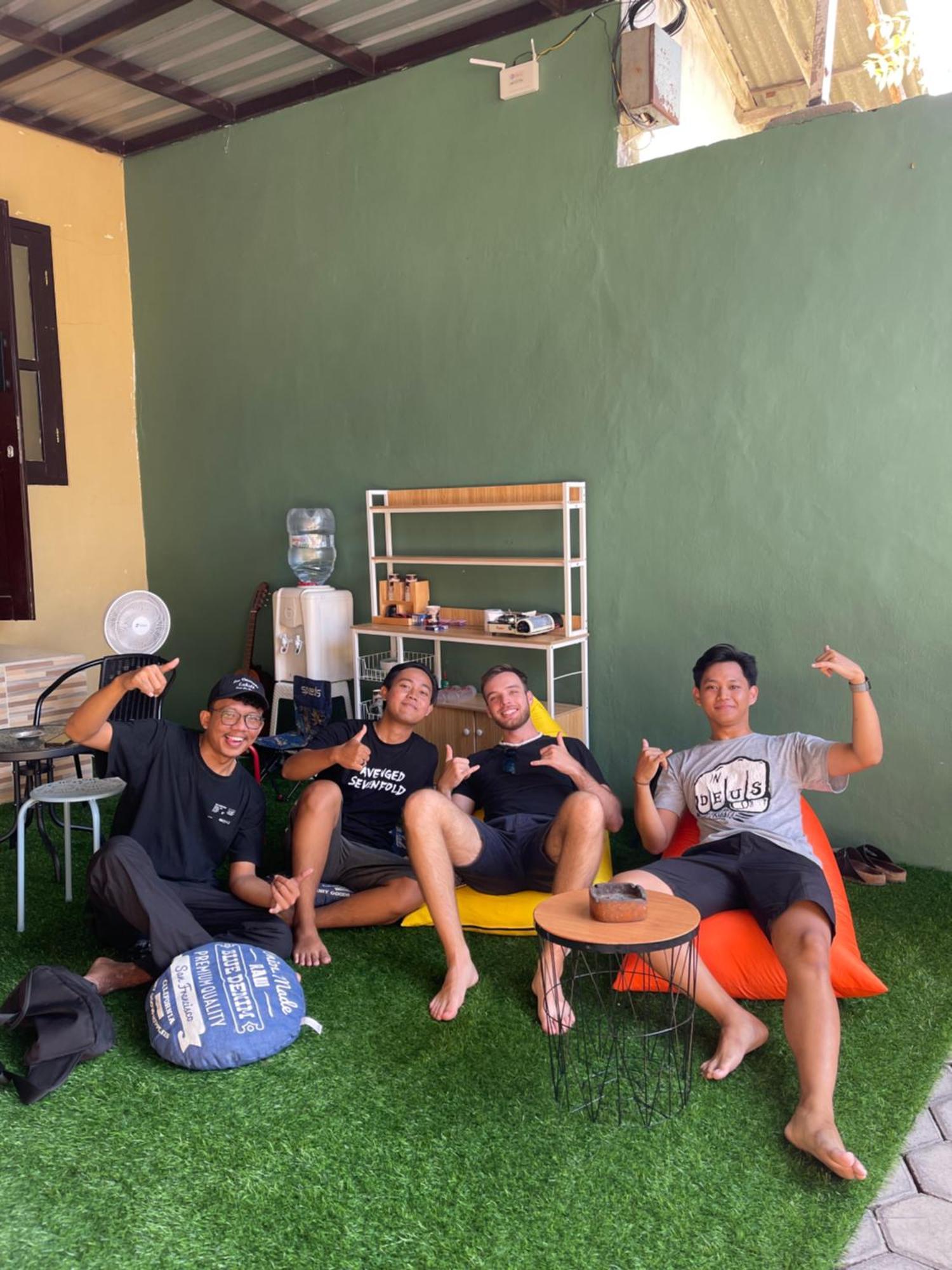 Offspring Ijen Hostel Banyuwangi Екстер'єр фото